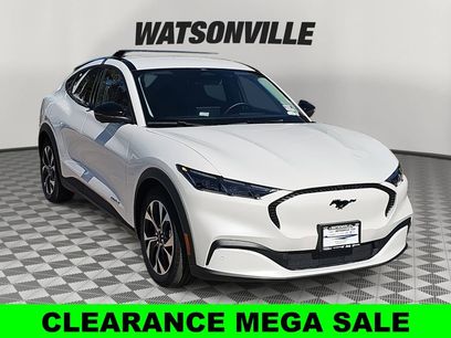 New 2025 Ford Mustang Mach-E Select w/ Comfort Package Lite