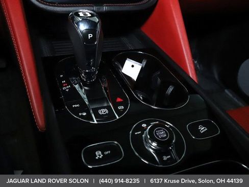 Used 2022 Bentley Bentayga image 26