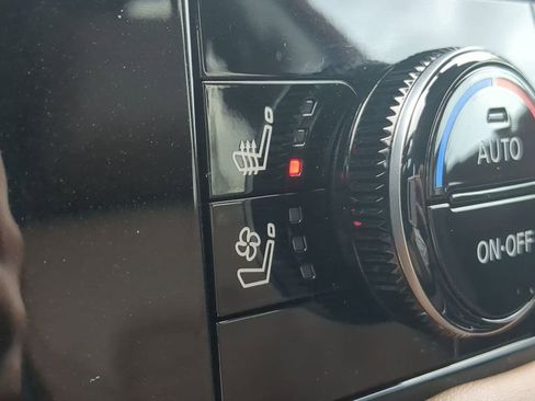 Used 2022 Nissan Pathfinder Platinum w/ Cargo Package image 25