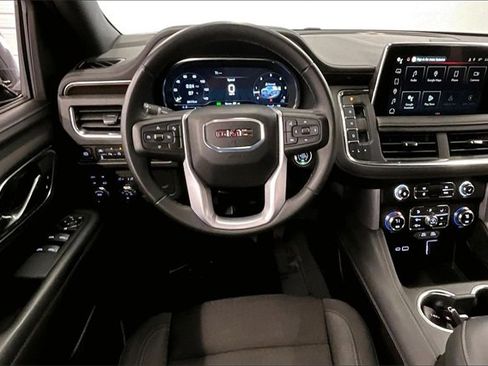 Used 2024 GMC Yukon SLE image 5