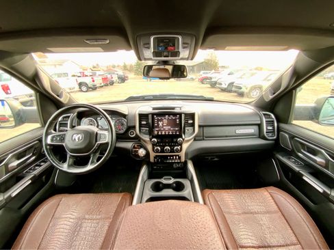 Used 2019 RAM 1500 Laramie image 33