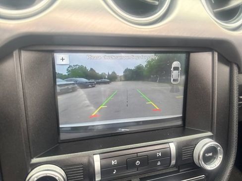Used 2018 Ford Mustang Premium RWD image 23