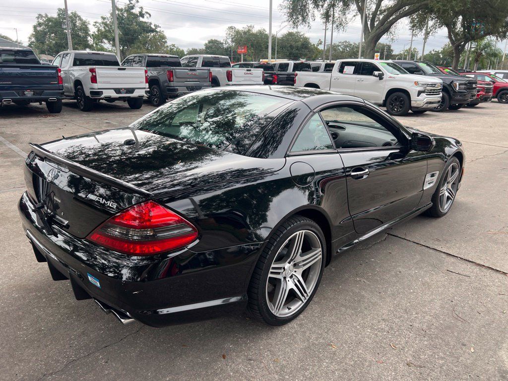 Used 2011 Mercedes-Benz SL 63 AMG image 3