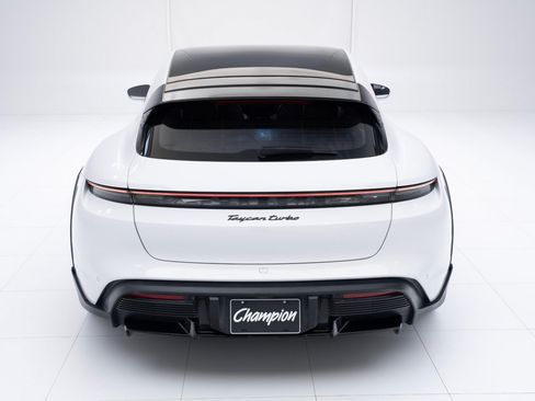 Certified 2022 Porsche Taycan Cross Turismo AWD/4WD image 10
