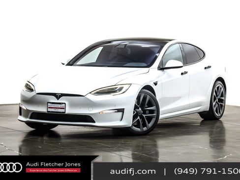 Used 2022 Tesla Model S Plaid image 1