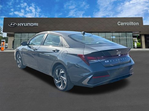 New 2025 Hyundai Elantra Sport image 7