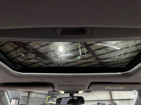 Used 2016 Acura TLX - image 29