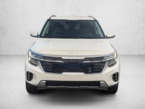 Used 2024 Kia Seltos SX image 2