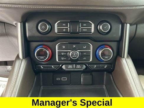 Used 2021 Chevrolet Tahoe Z71 w/ Z71 Signature Package image 32