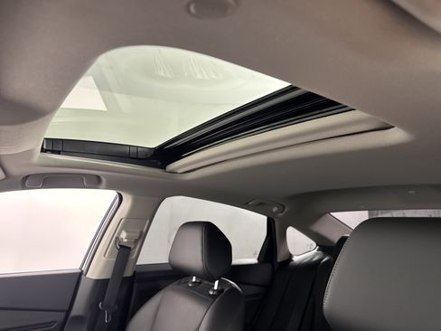 Certified 2025 Honda Accord Touring image 17