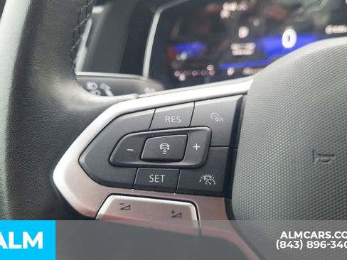 Used 2024 Volkswagen Jetta SE FWD image 29