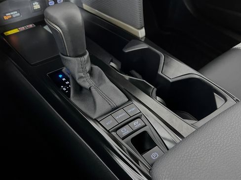 Certified 2026 Toyota Camry XLE w/ Convenience Package image 18