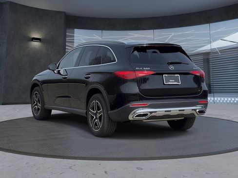 New 2026 Mercedes-Benz GLC 300 4MATIC image 3