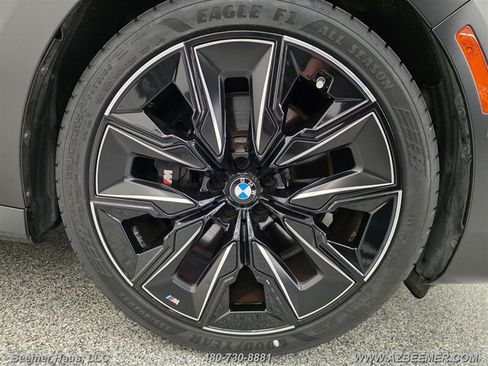 Used 2023 BMW 760i xDrive AWD/4WD image 18