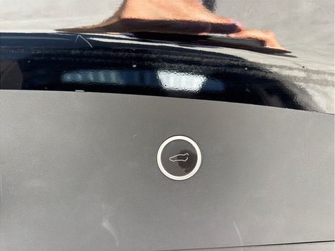Used 2018 Tesla Model X 100D AWD/4WD image 45