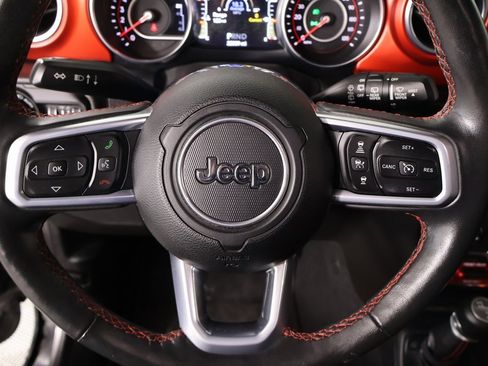Used 2019 Jeep Wrangler Rubicon image 3