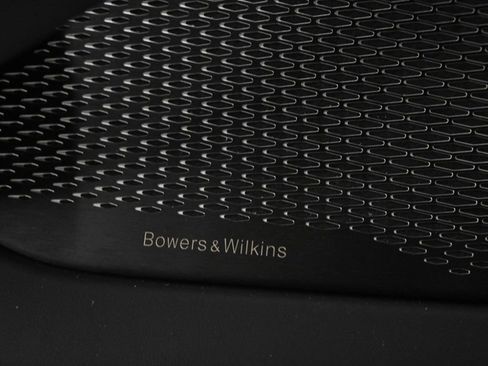 Used 2025 Aston Martin DBX 707 image 26