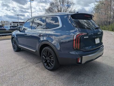 Used 2023 Kia Telluride SX image 3