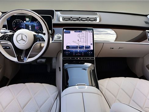 Used 2024 Mercedes-Benz Maybach S 680 4MATIC image 16