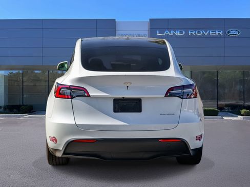 Used 2023 Tesla Model Y Long Range image 5