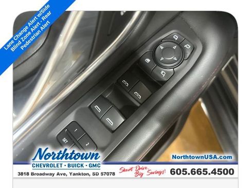Used 2023 Chevrolet Suburban RST w/ Luxury Package image 10