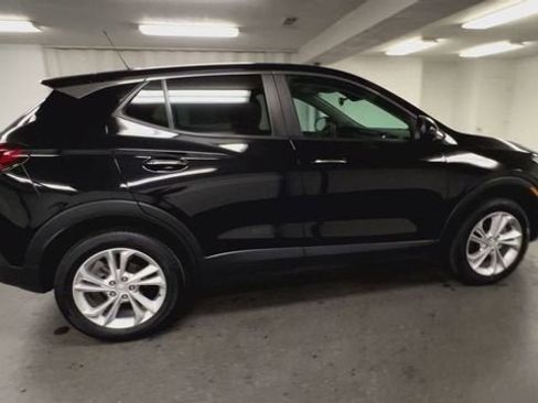 Certified 2022 Buick Encore GX Preferred w/ Cold Weather Comfort Package AWD/4WD image 9