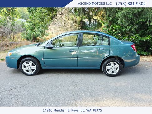 Used 2007 Saturn ION Level 2 w/ Preferred Pkg FWD image 2