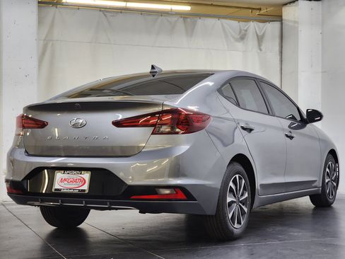 Used 2020 Hyundai Elantra Value Edition w/ Cargo Package (C1) FWD image 5