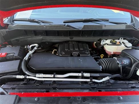 Used 2024 Chevrolet Silverado 1500 LT image 29