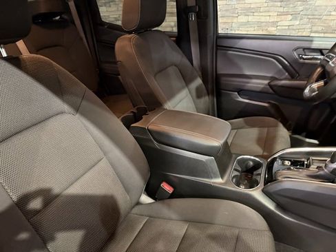 Used 2024 GMC Canyon Elevation w/ Convenience Package image 25