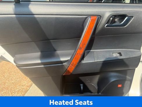 Used 2013 Toyota Highlander Limited AWD/4WD image 9