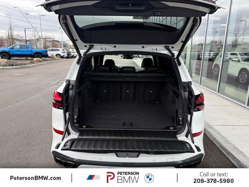 Used 2025 BMW X5 M60i AWD/4WD image 18