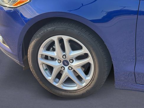 Used 2013 Ford Fusion SE FWD image 6