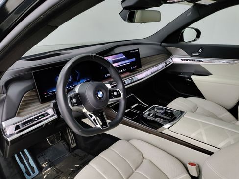 Certified 2023 BMW 740i image 13