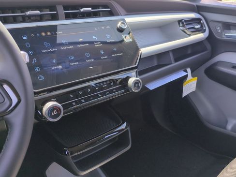 New 2027 Chevrolet Bolt LT w/ Comfort Package FWD image 13