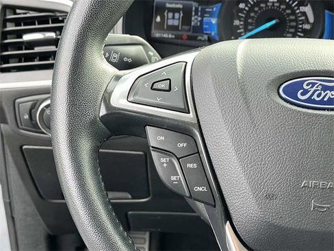 Used 2024 Ford Edge SEL image 28