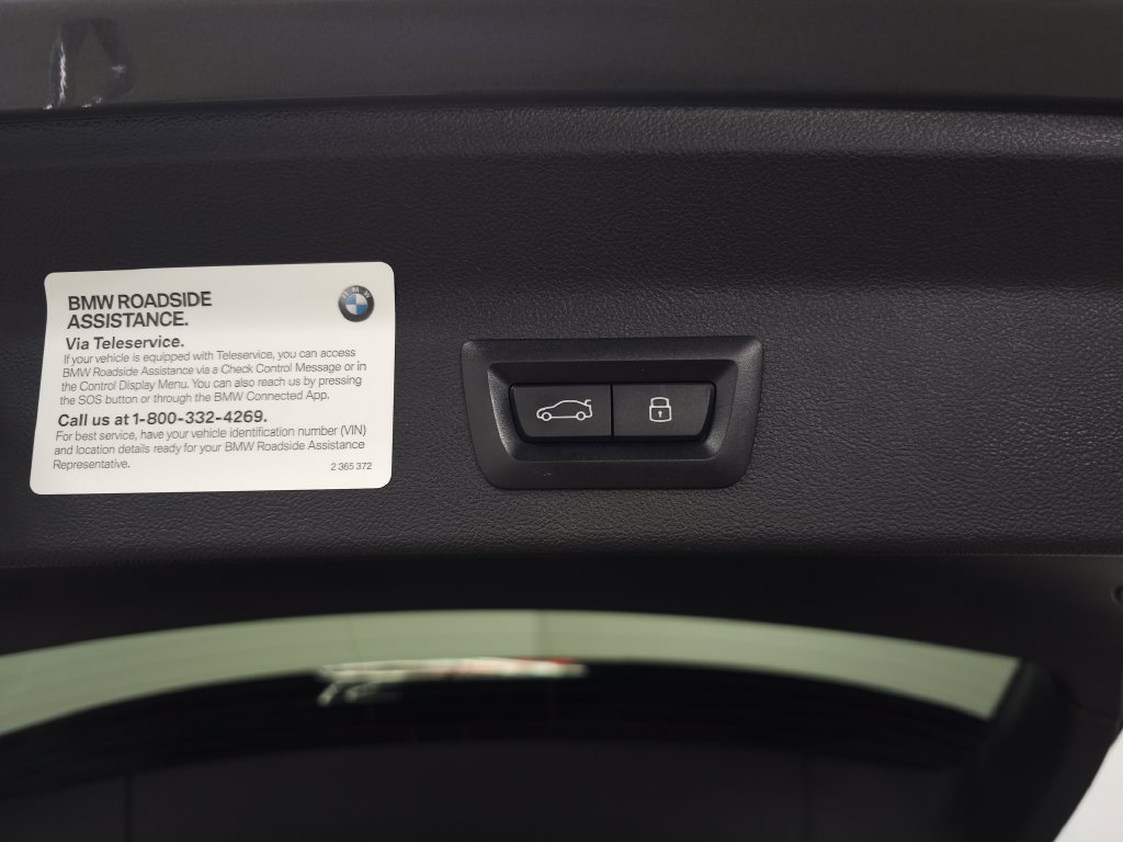 Used 2024 BMW X3 xDrive30i w/ Premium Package w/ZPA AWD/4WD image 9