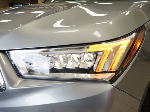 Used 2020 Acura MDX SH-AWD w/ Technology Package image 24