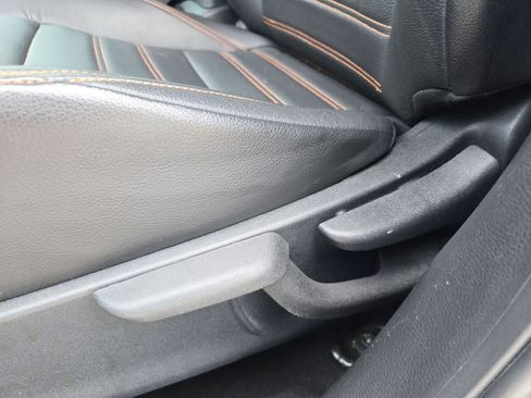 Used 2020 Nissan Kicks SR w/ SR Premium Package FWD image 16