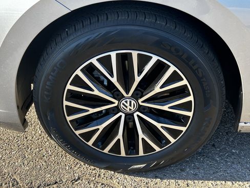 Used 2021 Volkswagen Jetta S image 8