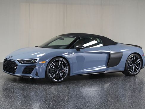 Used 2020 Audi R8 V10 performance image 8