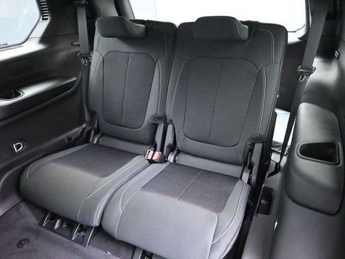 New 2026 Jeep Grand Cherokee L Laredo w/ MOPAR Finishing Package AWD/4WD image 19