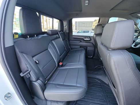 New 2025 GMC Sierra 2500 SLT w/ SLT Premium Package image 28