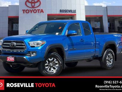 Certified 2017 Toyota Tacoma TRD Off-Road w/ Tow Package
