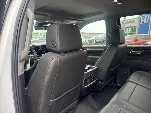 Used 2024 GMC Sierra 1500 SLT w/ SLT Premium Package AWD/4WD image 24