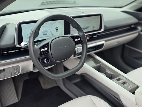 Used 2025 Hyundai Ioniq 6 SEL RWD image 20