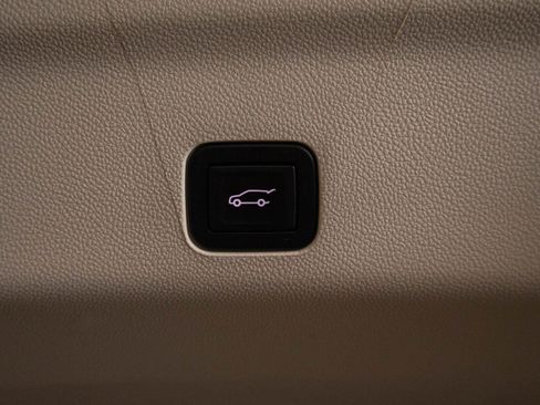 Used 2022 Cadillac Escalade Sport Platinum AWD/4WD image 26