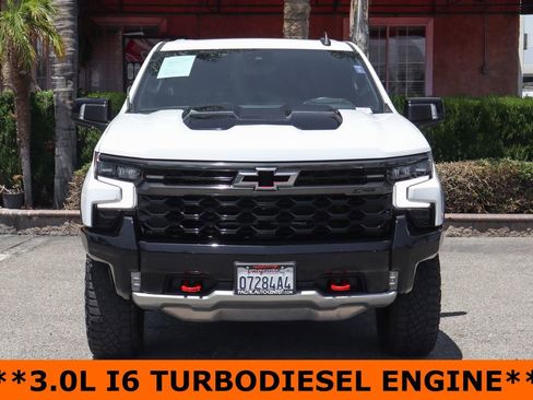 Used 2024 Chevrolet Silverado 1500 ZR2 w/ Technology Package AWD/4WD image 3