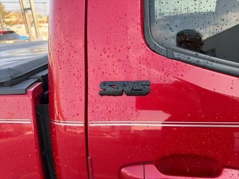 Used 2017 Toyota Tacoma SR5 w/ Tow Package image 3