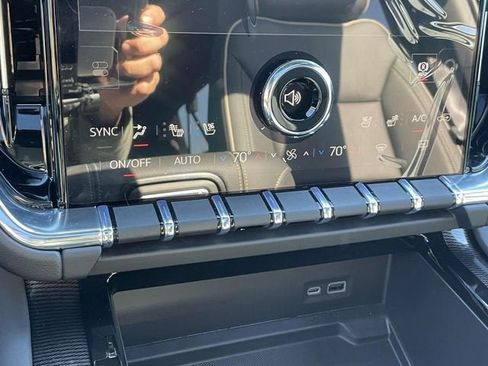 New 2026 GMC Yukon XL Elevation w/ Elevation Premium Package image 16